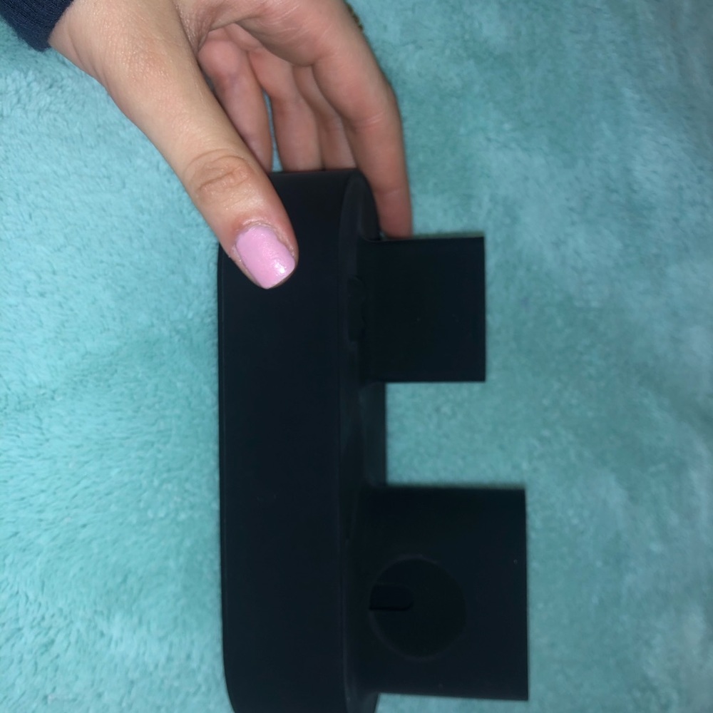Charging Hub - Picture 2 of 3